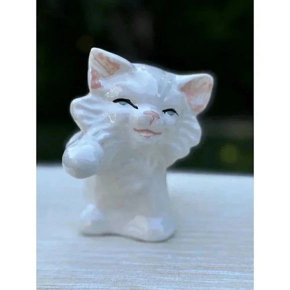 Homco Other - Vintage HOMCO Porcelain Bisque Playful White Persian Kitten Blue Eye Collectible